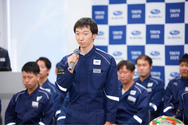 東京スバルの選抜メカニック代表として挨拶の画像