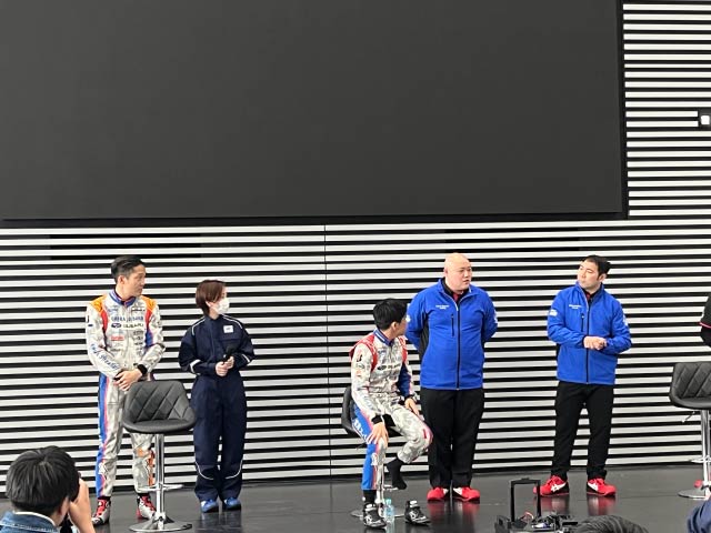 体制発表会の様子