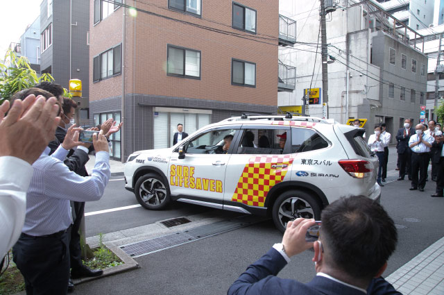 フォレスターのライフセーバーカー